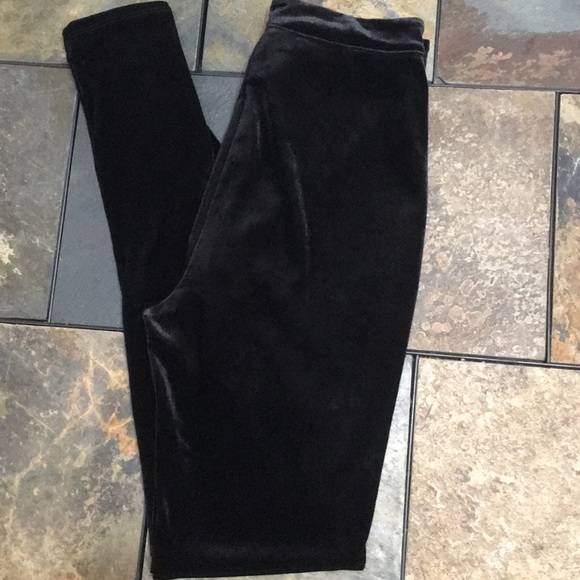 Forever21 Black Crushed Velvet Skinny. Size Small - Picture 1 of 5